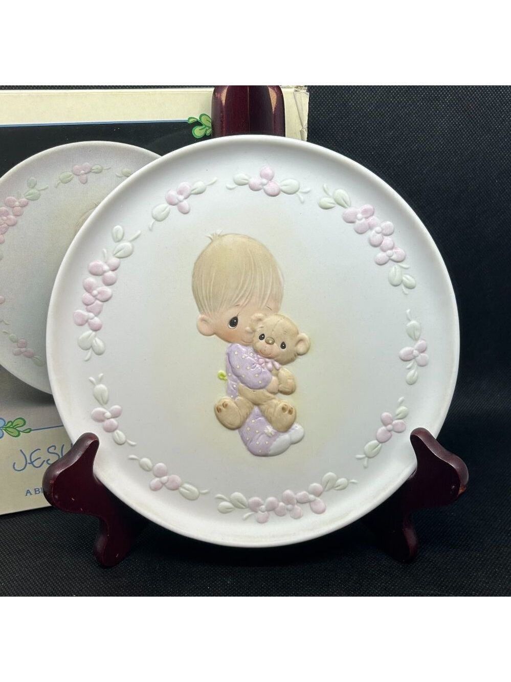 Precious Moments "Jesus Loves Me" Collector's Plate